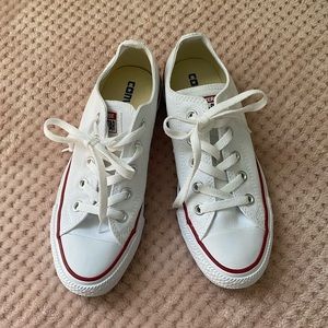 BRAND NEW NEVER WORN White Converse
